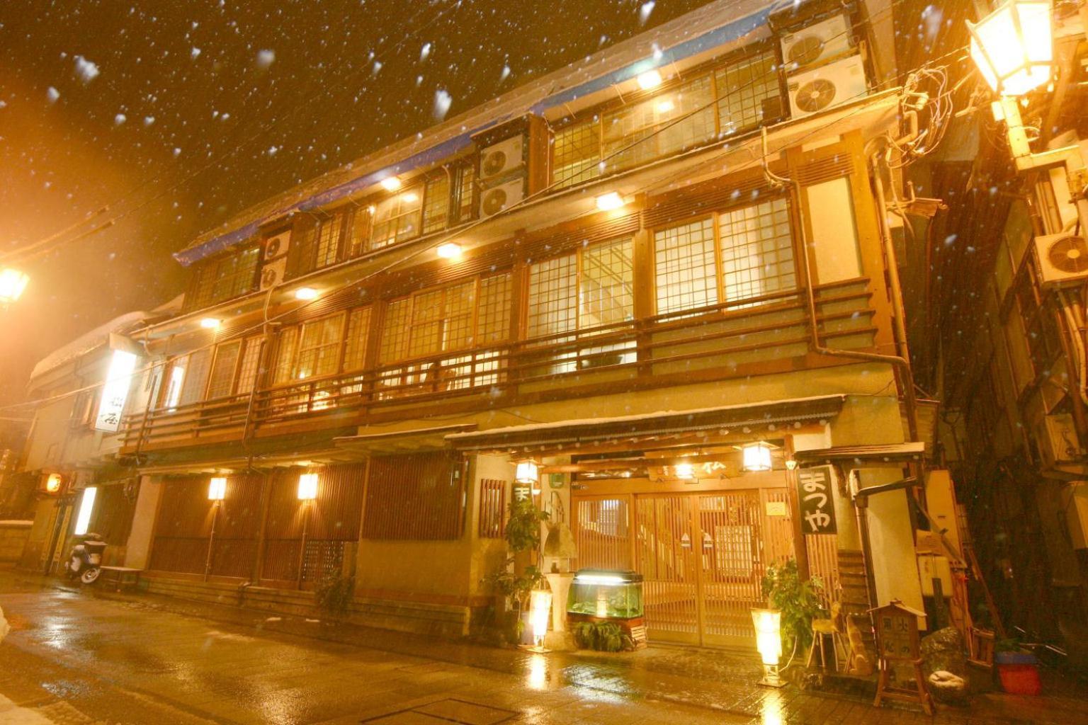 Senshinkan Matsuya Hotel Yamanouchi  Buitenkant foto